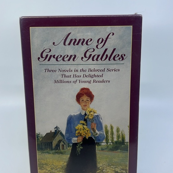 Anne of Green Gables 3 Book Box Set Sealed L. M. Montgomery - Picture 2 of 4